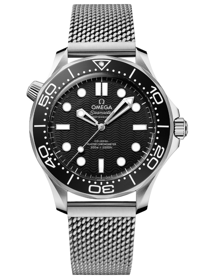 210.30.42.20.01.010_SE_Packshot_Front_RGB-e1732158798360.jpg